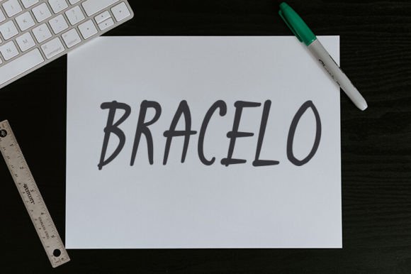 Bracelo Font: A Designer's Take on Elegant Handwritten Typography